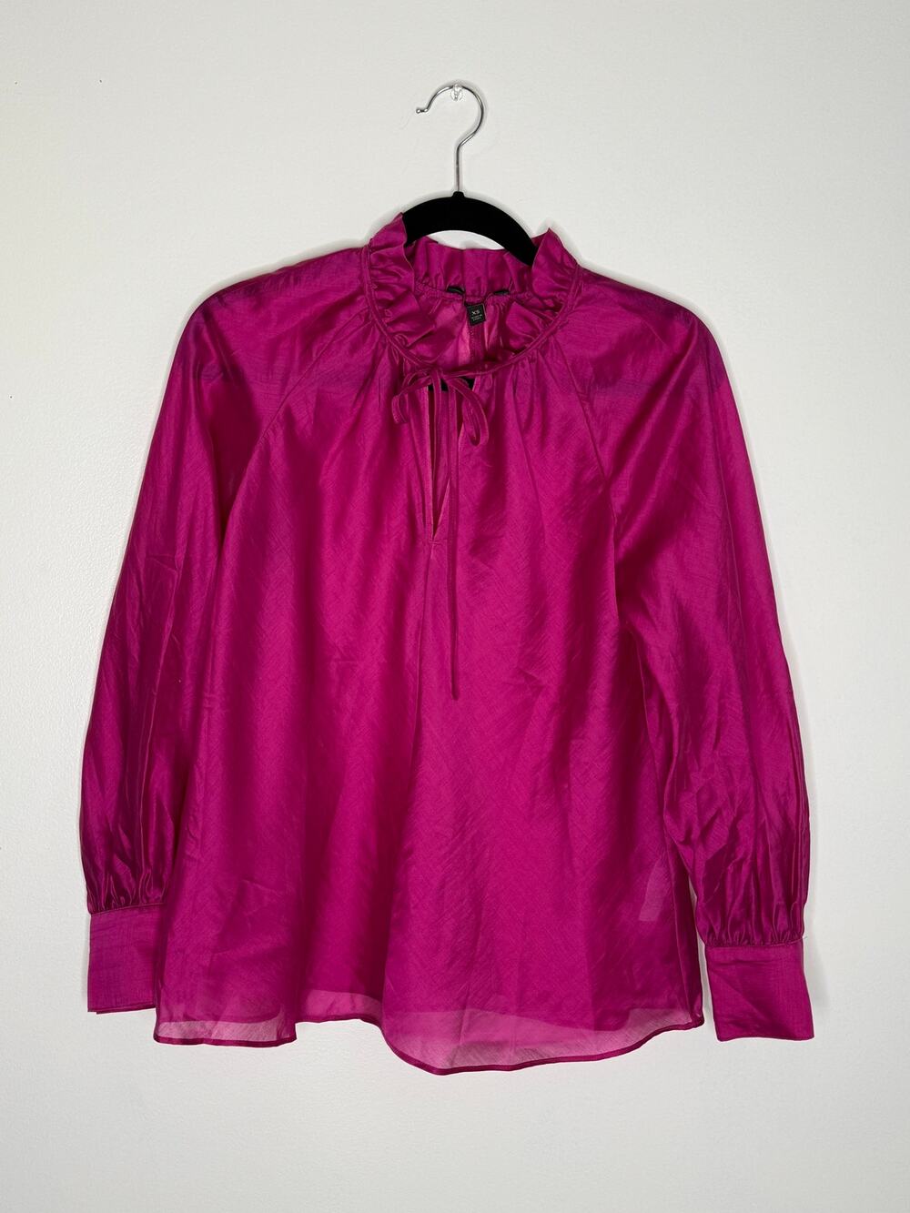 BANANA REPUBLIC Pink Ruffle Neck Blouse